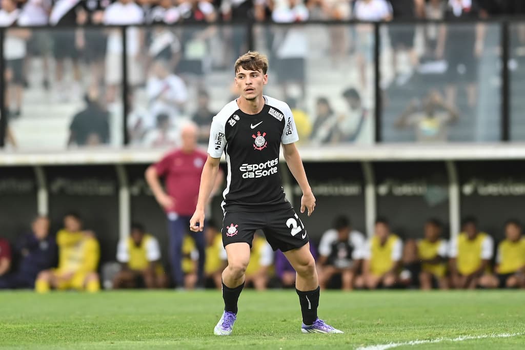 Breno Bidon jogador durante o jogo entre Vasco x Corinthians pela 21ª rodada do Campeonato Brasileiro no Maracanã